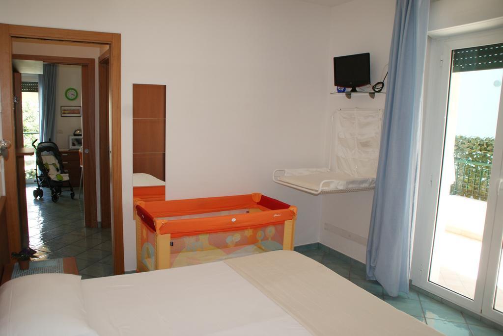 Casa Vacanze Villa Spina San Benedetto del Tronto Habitación foto