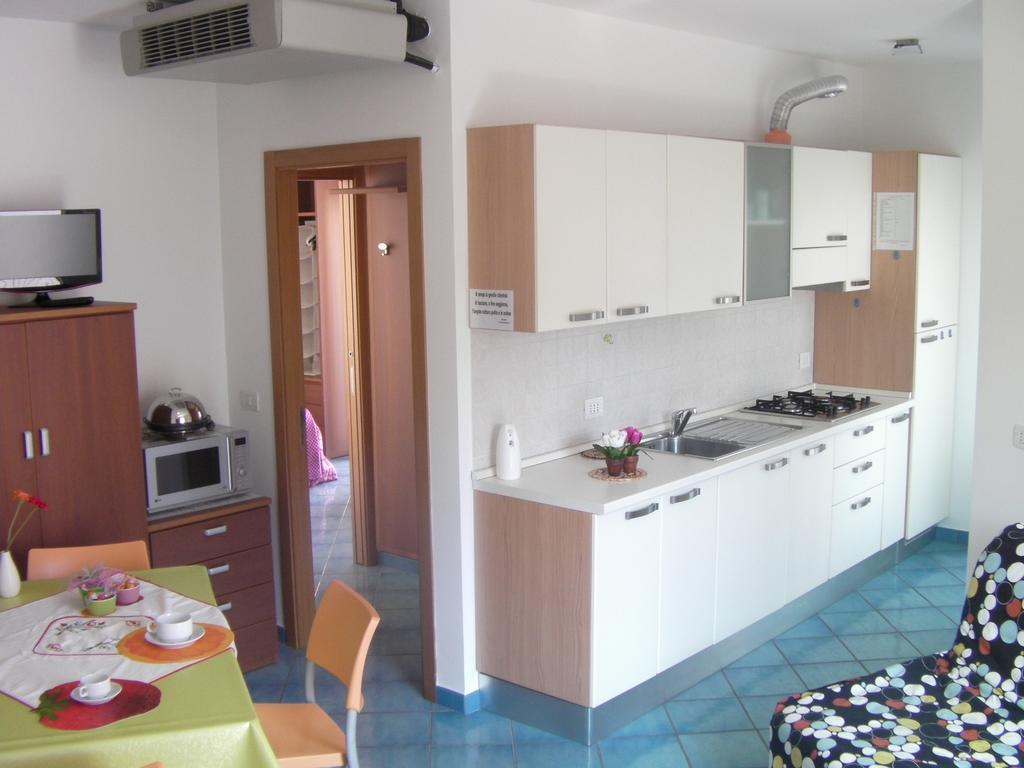 Casa Vacanze Villa Spina San Benedetto del Tronto Habitación foto